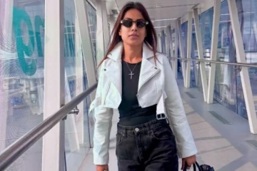 ஹிந்தி சீரியல் நடிகை நியா ஷர்மாவின் அழகிய போட்டோஸ்