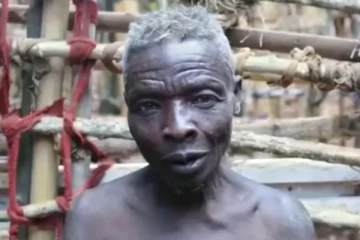 பெண்களை பார்த்தாலே பயம்.. 55 வருடம் வீட்டில் அடைந்து கிடந்த நபர் - இப்படியொரு வினோத பாதிப்பா?