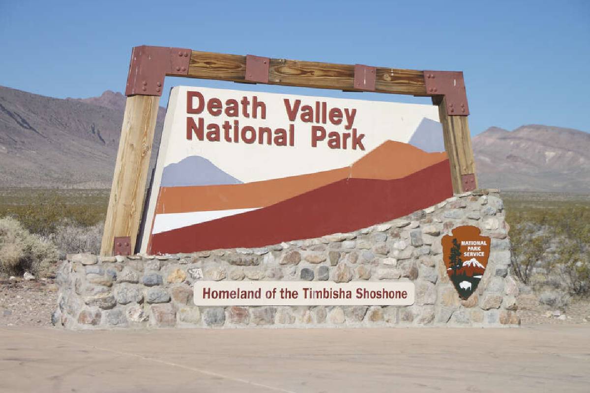 கலிபோர்னியாவின் Death Valley-ல் சிக்கிய பிரெஞ்சு சுற்றுலாப் பயணி மரணம் | Death Valley French Tourist Dies