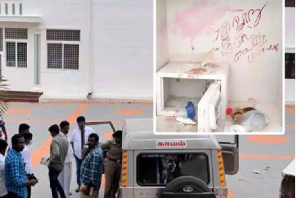 "ஒரு நூறு ரூபாய் வெக்க மாட்டியா?":துரைமுருகன் வீட்டில் எழுதிவைத்துவிட்டு சென்ற கொள்ளையர்கள் | Dmk Duraimurugan Theif Lipstick