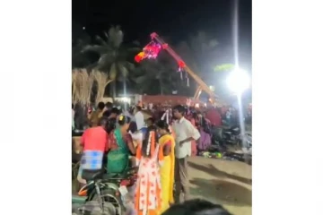 திருவிழாவில் கிரேன் சரிந்து விழுந்து விபத்து! அலறிய பக்தர்கள் - 4 பேர் உயிரிழப்பு