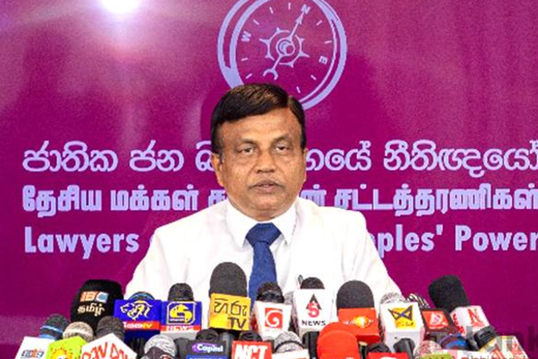 ஹிட்லர் போல் செயற்பட்டது ராஜபக்க்ஷ குடும்பமே; மொட்டுக்கு பதிலடி! | The Rajapaksa Family Acted Like Hitler ஹிட்லர் போல் செயற்பட்டது ராஜபக்க்ஷ குடும்பமே; மொட்டுக்கு பதிலடி! | The Rajapaksa Family Acted Like Hitler