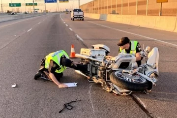 கனடாவில் மோட்டார் சைக்கிள் விபத்தில் சிக்கிய நபருக்கு நேர்ந்த கதி!