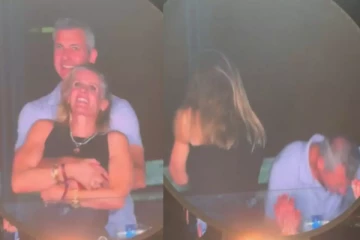 Kiss Game-இல் சிக்கிய சி.இ.ஓ; இணையத்தில் வைரல்