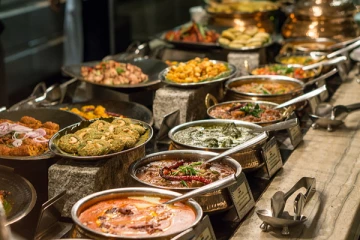 ආපනශාලාවල ආහාර ඉල්ලුම භාගෙට භාගයකින් පහලය