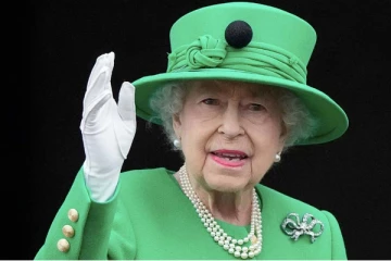 ராணி எலிசபெத்துக்காக 30 ஆண்டிற்கு முன்பே தயாரான சவப்பெட்டி.. இதுல அப்படியென்ன விஷயம் இருக்கு?