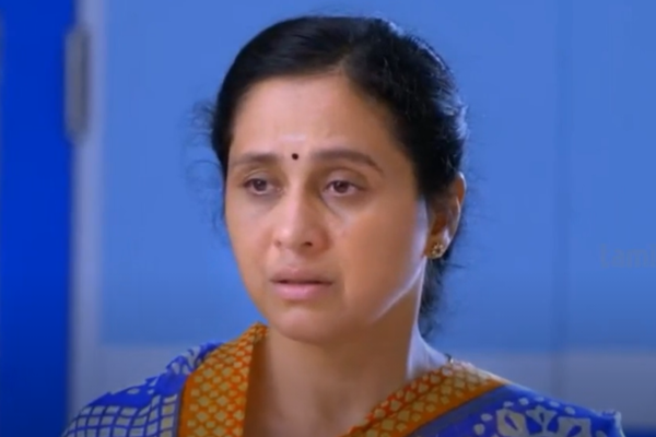 அதிரடியாக வீட்டை விட்டு  வெளியேறிய  நடிகை தேவயானி... மகன் கண்ணில் சிக்குவாரா! தீயாய் பரவும் புகைப்படங்கள் | Pudhu Pudhu Arthangal