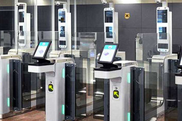 கட்டுநாயக்க விமான நிலையத்தில் ஏற்பட்ட மாற்றம்! வெளிநாட்டு பயணிகள் மகிழ்ச்சி தெரிவிப்பு | Good News Foreigners Who Visting Sri Lanka