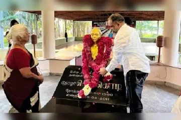 பேரறிவாளனின் நெகிழ்ச்சியான செயல்;  செங்கொடியின் நினைவு இல்லத்தில் அஞ்சலி