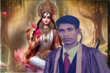 பாடசாலை சரஸ்வதி பூஜையில் பங்கேற்ற ஆசிரியர் திடீரென தரையில் விழுந்து உயிரிழப்பு