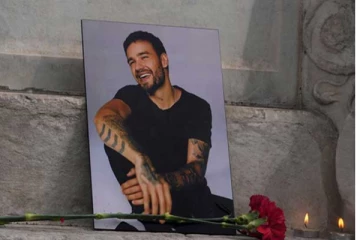 රසික හදවත් ගල්කරමින් සුපිරි තරුවගේ මරණ පරීක්ෂණයෙන් හෙළි වු දේ..