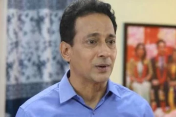 பாக்கியலட்சுமி சீரியல் புகழ் நடிகர் சதீஷா இது, தாடி, மீசை என ஆளே அடையாளமே தெரியலையே?- செம லுக்