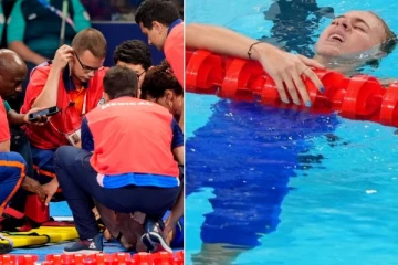 ஒலிம்பிக் போட்டியின் நடுவே சுருண்டு விழுந்த நீச்சல் வீராங்கனை: மருத்துவமனையில் அனுமதி