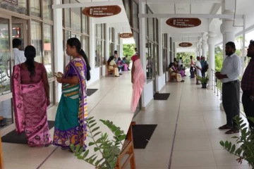 முல்லைத்தீவிலும் சுமுகமாக இடம்பெற்றுவரும் தபால் மூல வாக்களிப்பு