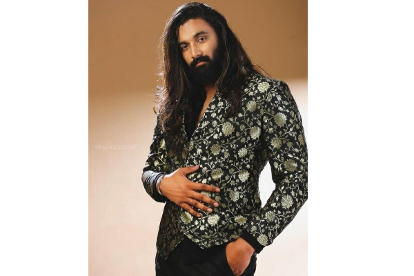 பக்கா பிளான்! அதிரடி திருப்பம்....2வது ஃபைனலிஸ்ட்டாகிய நிரூப்! பரிதாப நிலையில் பாவனி.... | Niroop S Cheap Strategy Makes Him As A Second