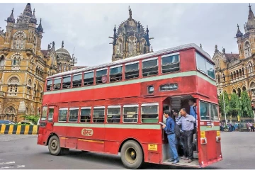 பிரபல டபுள் டெக்கர் பஸ் இனி கிடையாது - அறிவிப்பால் அதிர்ந்துபோன சுற்றுலா பயணிகள்!