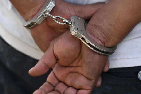 விடுமுறையில் வந்த இராணுவச் சிப்பாய் செய்த மோசமான செயல் ; அடுத்தடுத்து சிக்கிய 09 பேர் | Shocking Act By Soldier On Leave