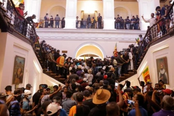 ஜனாதிபதி மாளிகை மற்றும் ஜனாதிபதி செயலகத்தில் வெடி குண்டு சோதனை