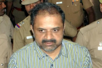 உடலநலக்குறைவு காரணமாக பேரறிவாளன் மருத்துவமனையில் அனுமதி!