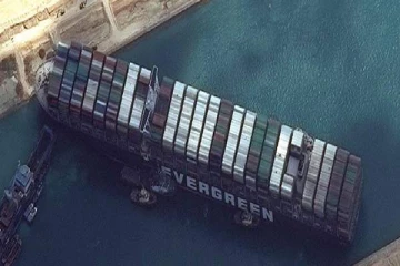 ‘எவர்கிவன்’ கப்பலை விடுவித்தது சூயஸ் கால்வாய் ஆணையம்