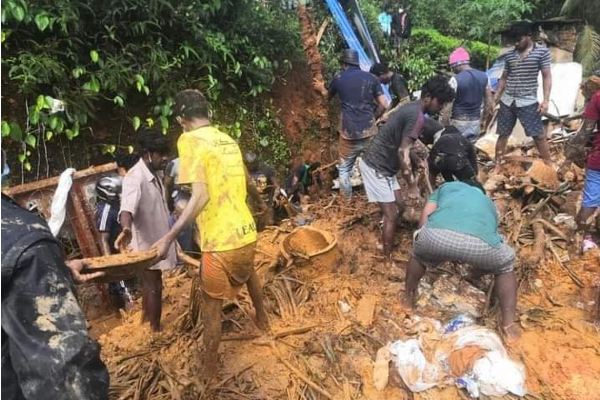 மண்சரிவில் சிக்கி காணாமல்போன மூவர்! சிறுமி சடலமாக மீட்பு | The Body Of A Missing Girl Trapped In A Landslide