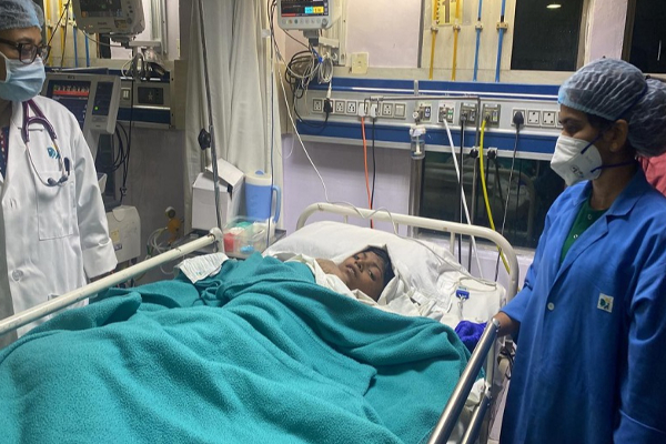 பாம்புகளுடன் 104 மணி நேரம் போராடிய சிறுவன்....உயிருடன் மீட்கப்பட்டது எப்படி? | 10 Yr Old Rahul Successfully After Over 104Hours