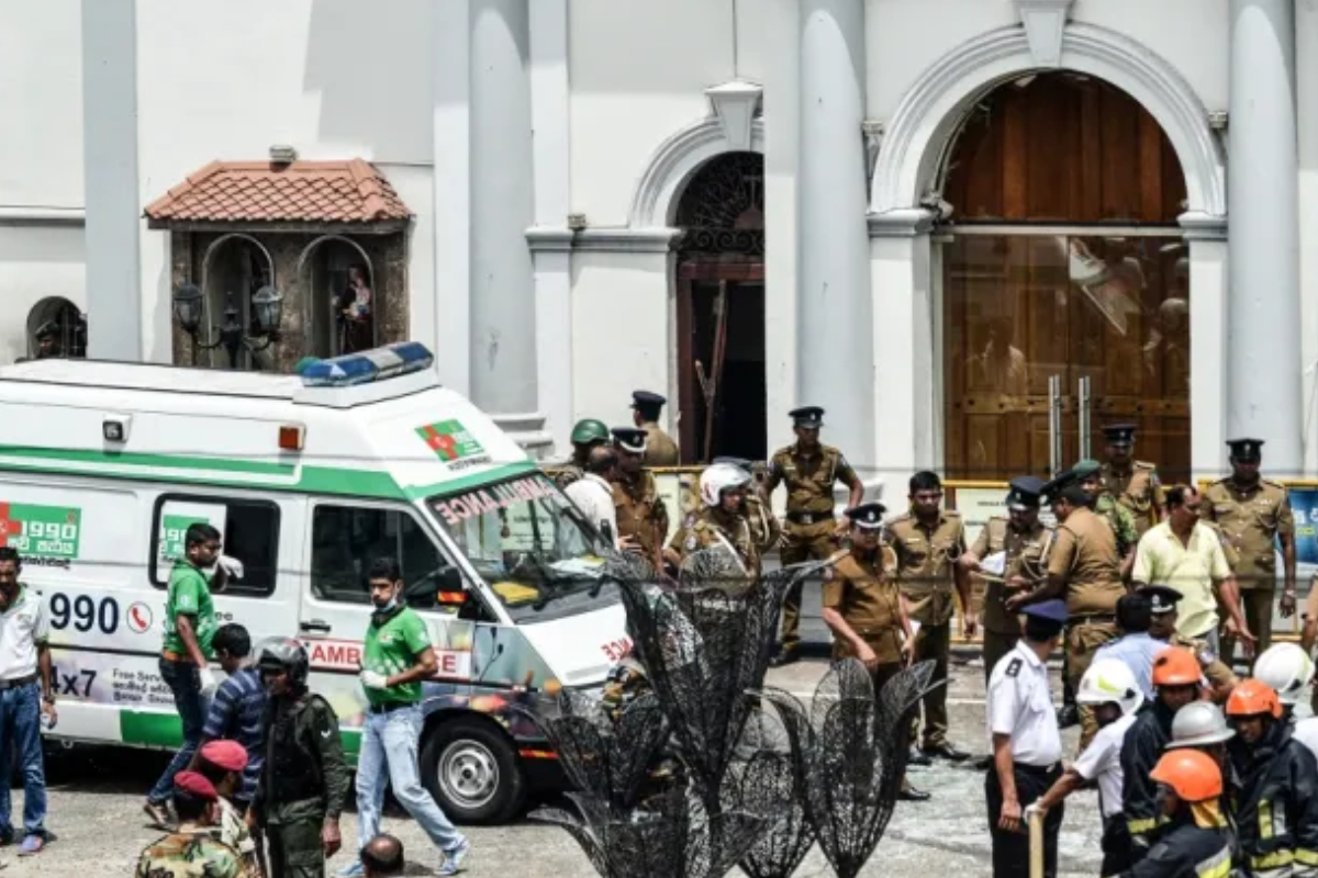 ஈஸ்டர் தாக்குதல் பலிகளை மைத்திரிப்பக்கம் திருப்ப முயன்ற சதி நகர்வு! | Conspiracy Shift Blame Easter Attacks To Maithri