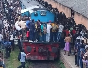 අද රටම කතාවුණු අතිශය භයානක දුම්රිය ගමන..  වීඩියෝ සහිතයි.. (VIDEO)