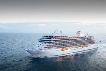 ஒரு டிக்கெட்டின் விலை ரூ.7 கோடி - உலகின் விலையுர்ந்த கப்பல் பயணம் எப்படி இருக்கும்?