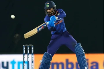 இலங்கை அணியின் பந்துவீச்சை அடித்து நொறுக்கிய ஸ்ரேயஸ் ஐயர் - அபார வெற்றி பெற்ற இந்தியா