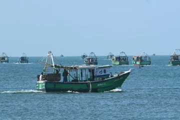 கடலுக்கு சென்ற களுதாவளை 19 வயதுடைய இளைஞர் மாயம்
