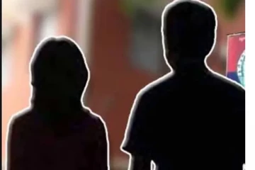 வீட்டை விட்டு வெளியேறிய காதல் ஜோடி - தாயை கடத்தி சித்ரவதை செய்த கொடூரம்