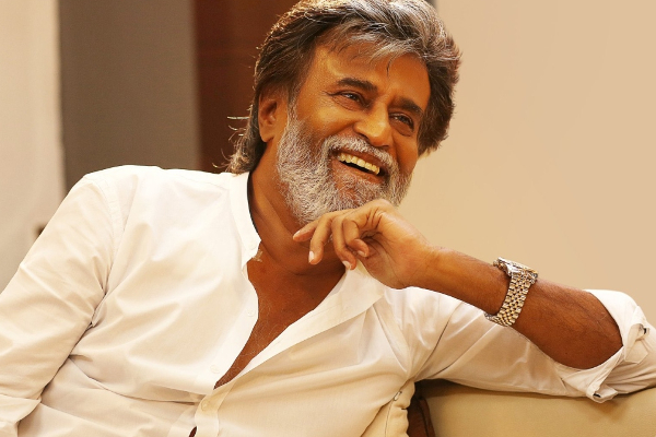 சட்டை அணியாமல் வாயில் சிகரெட்டுடன் போஸ் கொடுத்த ரஜினிகாந்த்.. இதோ பாருங்க | Rajinikanth With Cigarette Photo Viral On Net