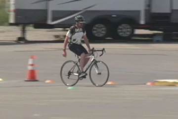 கிண்ணஸ் உலக சாதனை படைத்த கனேடியர்