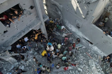 காசா அகதிமுகாமில் ஈவிரக்கமின்றி தாக்குதல் ; 13 பேர் பலி