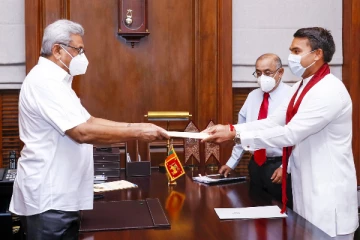 நான் பதவி விலகத் தயார்; அமைச்சர் அதிரடி முடிவு