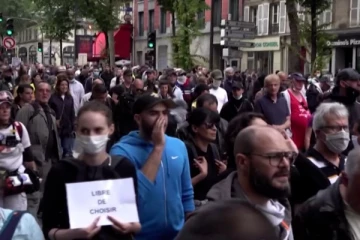 பிரான்ஸில் வன்முறையாக மாறிய போராட்டம்; பலர் கைது