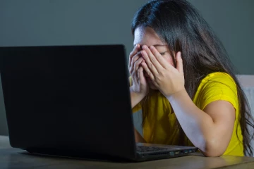 ஆன்லைனில் 300 மில்லியனுக்கும் அதிகமான குழந்தைகள் பாலியல் சுரண்டல்