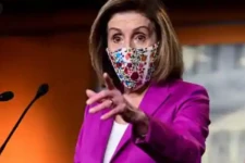 அமெரிக்காவுக்கு ஆபத்தானவர் டொனால்டு டிரம்ப்: சபாநாயகர் நான்சி பெலோசி!