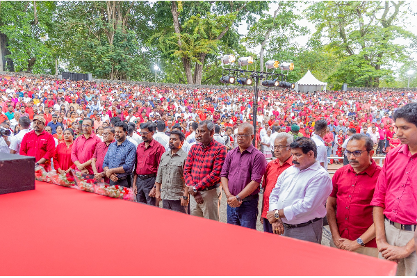 மக்கள் அதிகாரத்துக்கே முன்னுரிமை: ஜனாதிபதி உறுதி! | Presidential Address On November Leaders Day மக்கள் அதிகாரத்துக்கே முன்னுரிமை: ஜனாதிபதி உறுதி! | Presidential Address On November Leaders Day