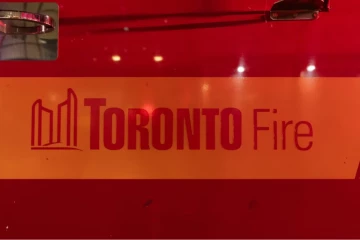 ஸ்காப்ரோவில் சில வாகனங்கள் தீக்கிரை