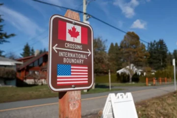 அமெரிக்காவுக்குள் நுழைய புதிய விதிகள்: கனேடியர்களுக்கு உருவாகியுள்ள குழப்பம்