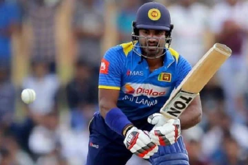 இலங்கை கிரிக்கெட் அணி வீரர் குசல் ஜனித் பெரேராவுக்கு கோவிட் தொற்று