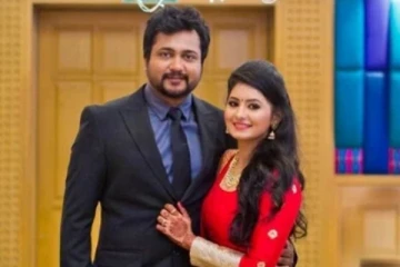 நடிகர் பாபி சிம்ஹாவின் மகன் மற்றும் மகளா இது! எப்படி வளர்ந்துவிட்டார்கள் பாருங்க