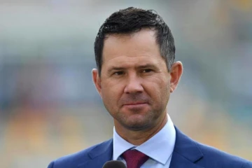 நீ எல்லாம் எதுக்கு கேப்டனா இருக்கனும்? ரிக்கி பாண்டிங் காட்டம்