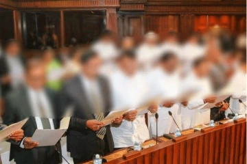 අද දිවුරුම් දුන් නව අමාත්‍යවරු සහ විෂය පථයන් මෙන්න..