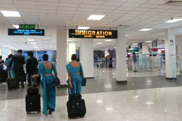 கட்டுநாயக்க விமான நிலையத்திற்குள் பொலிஸார்! வெளியான தகவல்