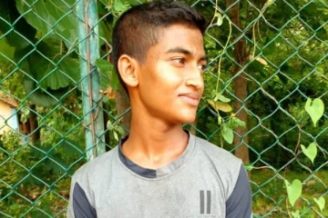 கோர விபத்தில் ஸ்தலத்தில் பலியான பாடசாலை மாணவன்