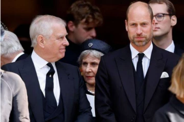 சர்ச்சையில் சிக்கிய இளவரசரின் பிள்ளைகளை மிரட்டினாரா வில்லியம்? அரண்மனை விளக்கம்