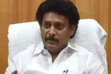 இலவச லேப்டாப் வழங்கும் திட்டம் ரத்தாகிறதா? - அமைச்சர் அன்பில் மகேஷ் பதில்